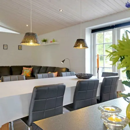 10 Person In Holiday home